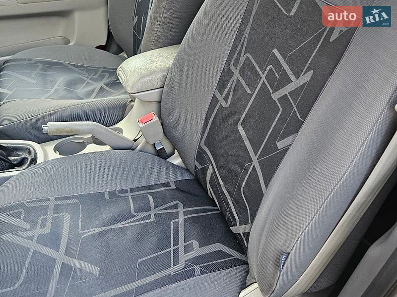 Седан Kia Cerato 2008 в Львове