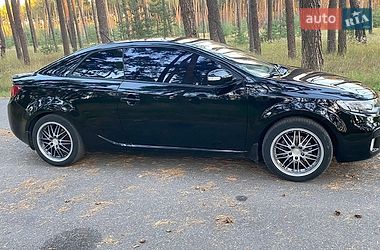 Купе Kia Cerato 2010 в Александровке