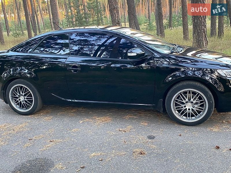 Купе Kia Cerato 2010 в Александровке
