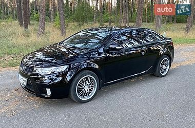 Купе Kia Cerato 2010 в Александровке