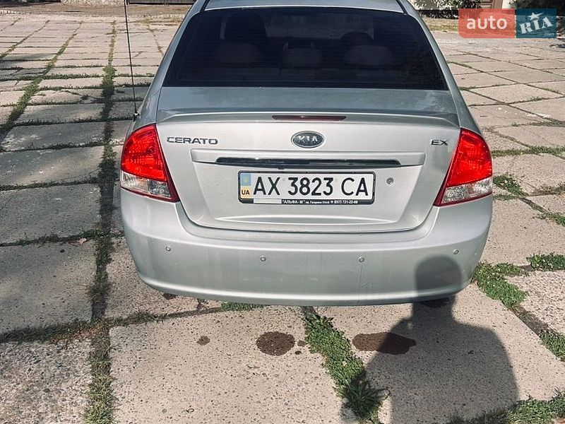 Седан Kia Cerato 2009 в Харкові