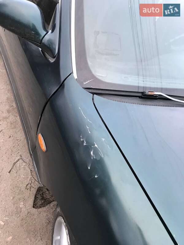 Седан Kia Clarus 1998 в Люботині