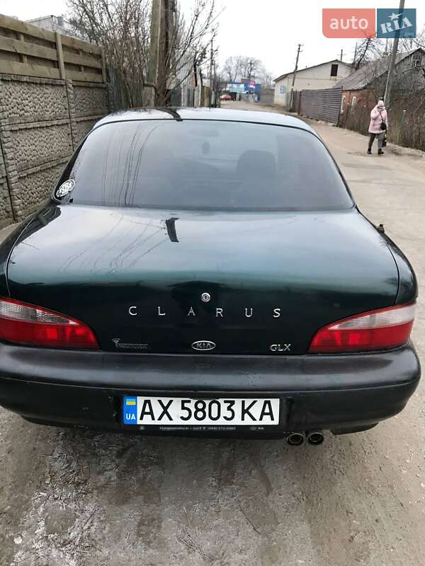 Седан Kia Clarus 1998 в Люботині
