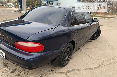 Седан Kia Clarus 1998 в 