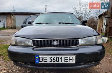 Седан Kia Clarus 1997 в Кривому Розі