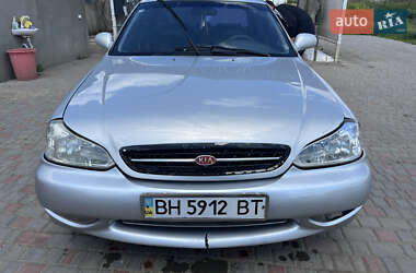 Седан Kia Clarus 2000 в Болграде