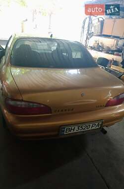 Седан Kia Clarus 1997 в Кривом Роге