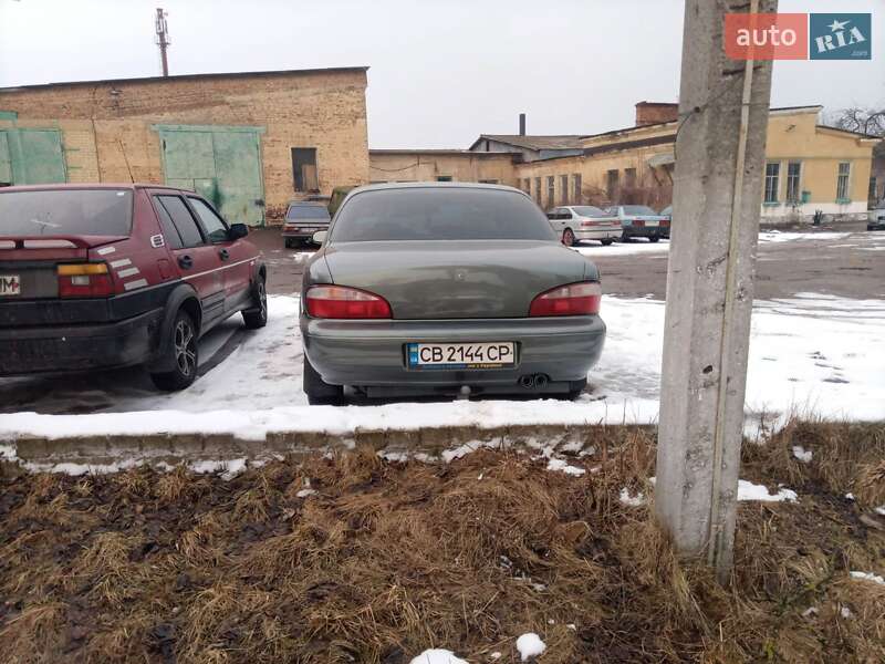 Седан Kia Clarus 1997 в Новгород-Северском