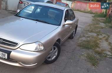 Седан Kia Clarus 1999 в Кропивницькому