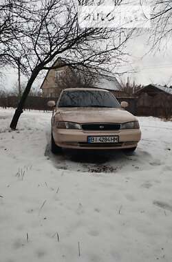 Седан Kia Clarus 1996 в Лебедине