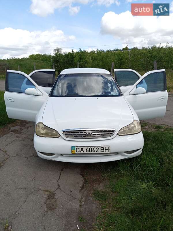 Kia Clarus 1998