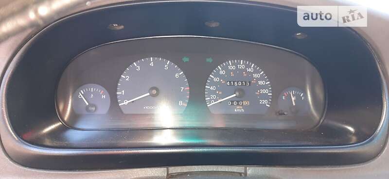 Седан Kia Clarus 1997 в Фастове