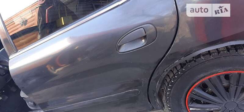Седан Kia Clarus 1997 в Фастове