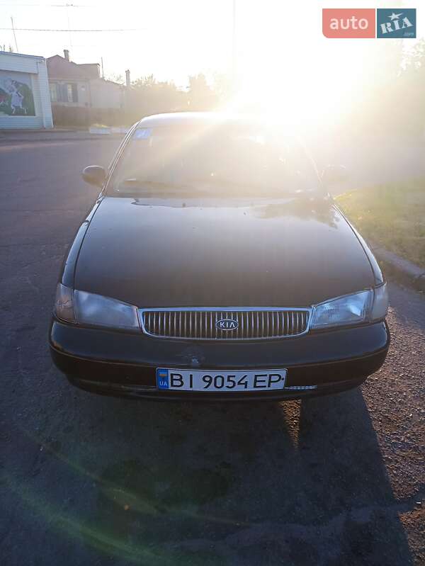 Седан Kia Clarus 1997 в Кременчуге