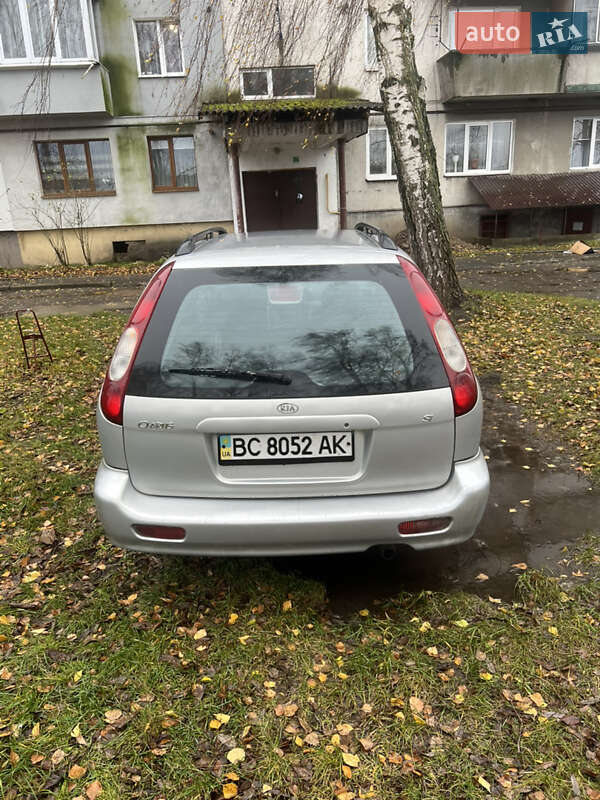 Универсал Kia Clarus 1998 в Городке