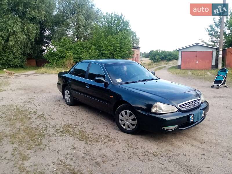 Седан Kia Clarus 1999 в Хмельницькому