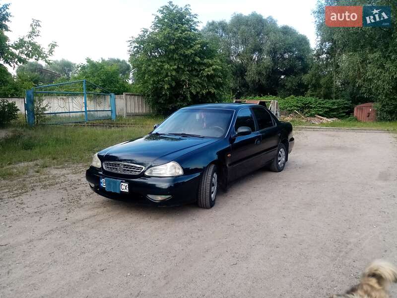Седан Kia Clarus 1999 в Хмельницькому