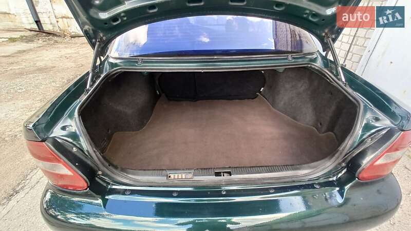 Седан Kia Clarus 1998 в Харькове