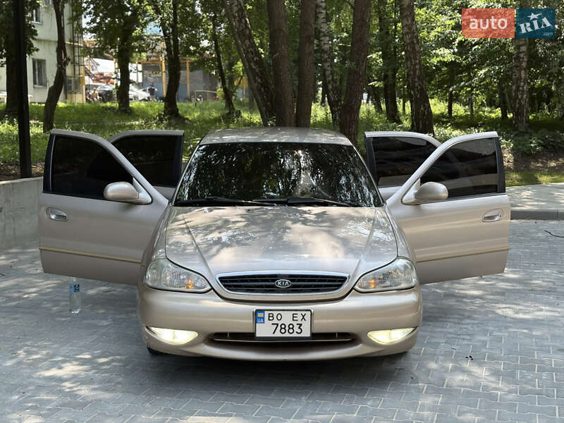 Седан Kia Clarus 1998 в 