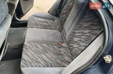 Седан Kia Clarus 1999 в 