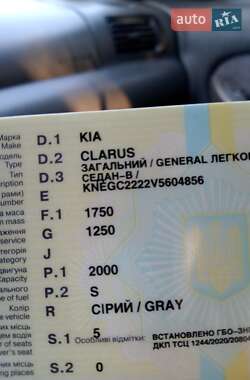 Седан Kia Clarus 1996 в Вольногорске