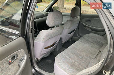 Седан Kia Clarus 1997 в 