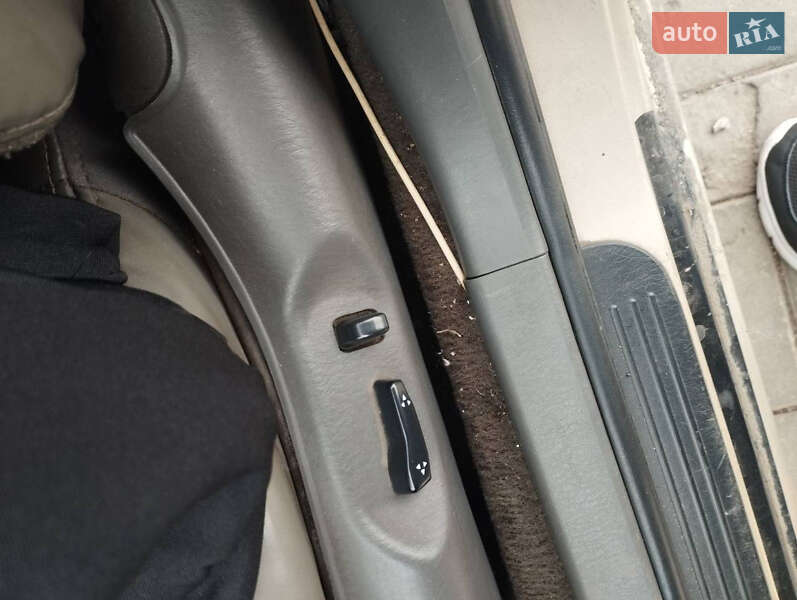 Седан Kia Clarus 1997 в Кривом Роге