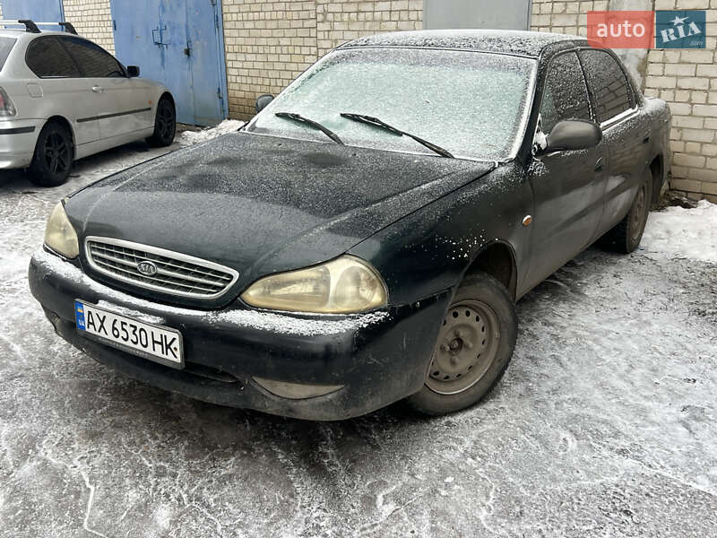 Седан Kia Clarus 1998 в Харькове