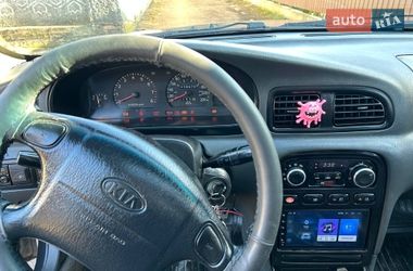 Седан Kia Clarus 1998 в Луцьку