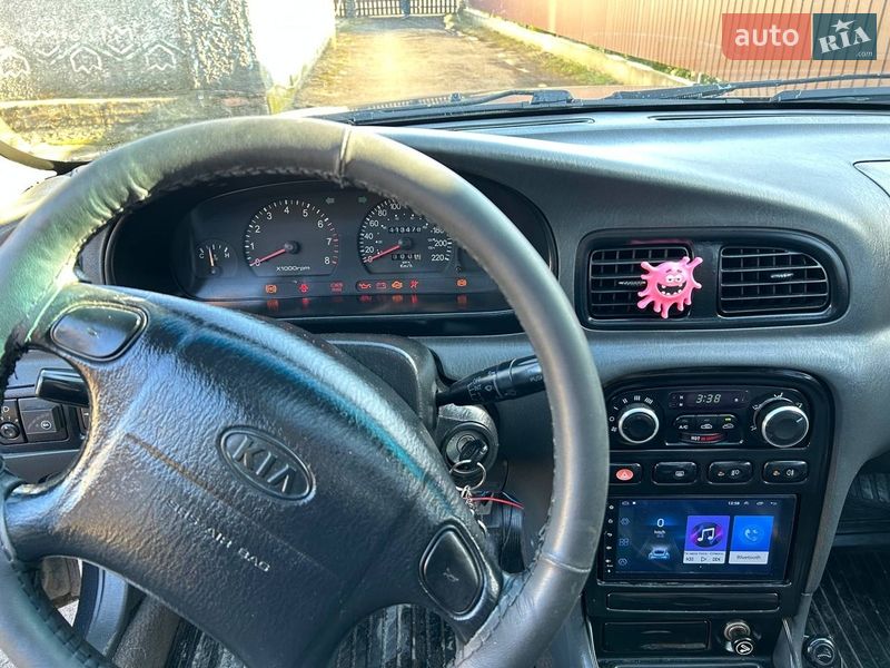 Седан Kia Clarus 1998 в Луцьку
