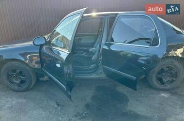 Седан Kia Clarus 1998 в Луцьку
