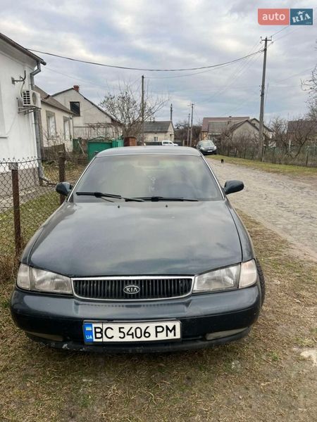 Седан Kia Clarus 1997 в Радивилове