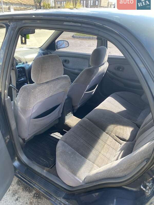 Седан Kia Clarus 1997 в Києві