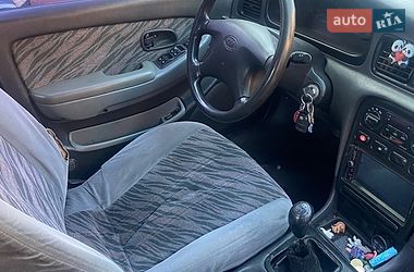 Седан Kia Clarus 1998 в Богодухове