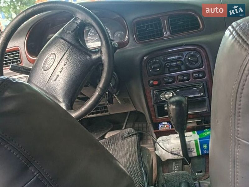 Седан Kia Clarus 1997 в Кропивницькому