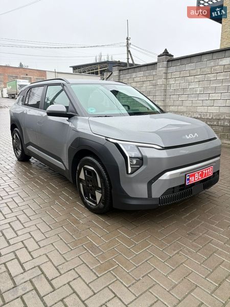 Внедорожник / Кроссовер Kia EV3 2025 в Ровно