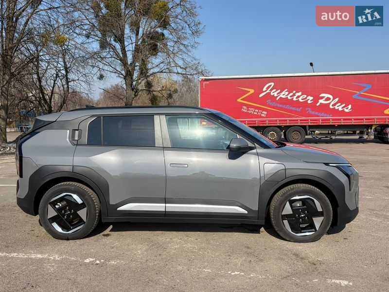 Позашляховик / Кросовер Kia EV3 2025 в Рівному
