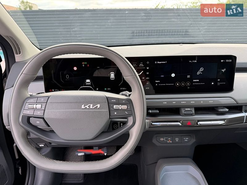 Позашляховик / Кросовер Kia EV3 2024 в Ковелі