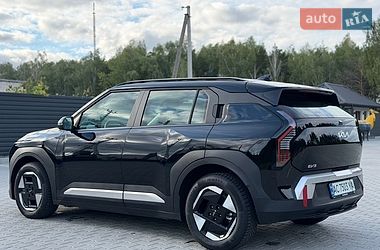 Позашляховик / Кросовер Kia EV3 2024 в Ковелі