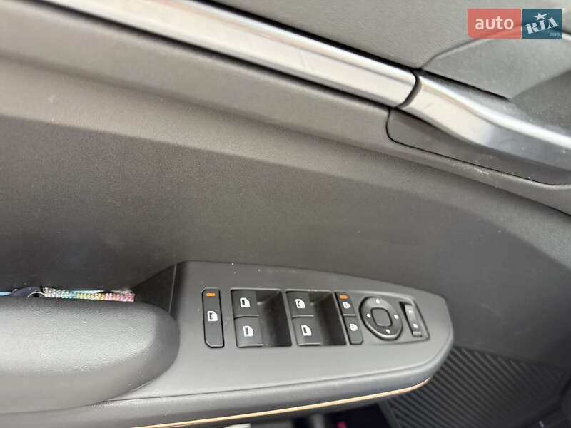 Внедорожник / Кроссовер Kia EV5 2024 в Киеве