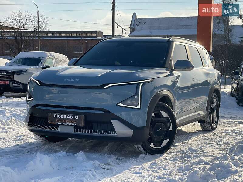 2023 KIA EV5, VIN LJD2BA1F8P0000395:plate — zdjęcie 1 (autoria)