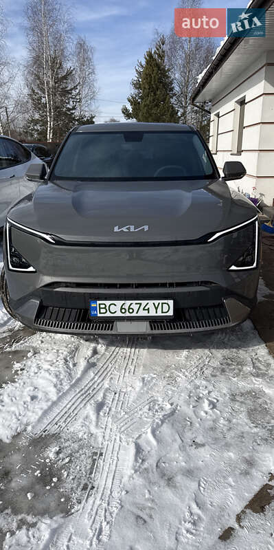 2024 KIA EV5, VIN LJD2BA1F4R0003085:plate — zdjęcie 1 (autoria)