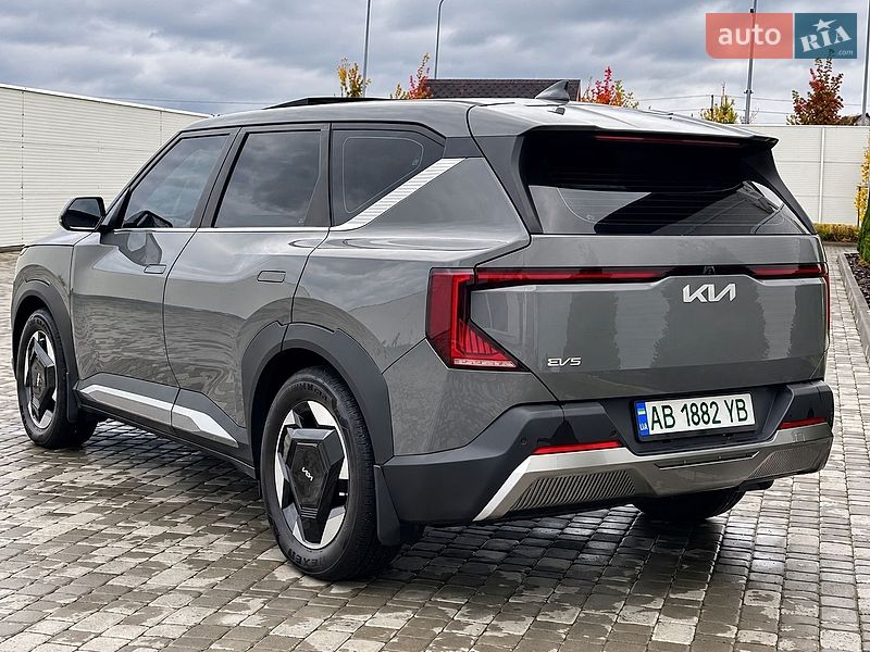 Позашляховик / Кросовер Kia EV5 2024 в Гайсину