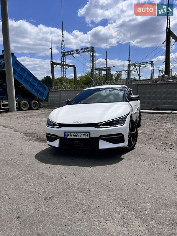 Позашляховик / Кросовер Kia EV6 2021 в Києві