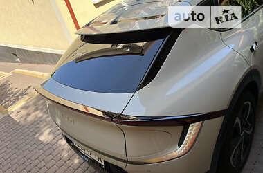Внедорожник / Кроссовер Kia EV6 2021 в 