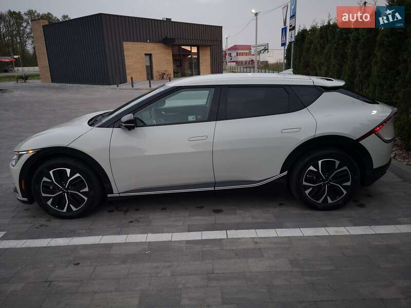 Внедорожник / Кроссовер Kia EV6 2022 в Луцке