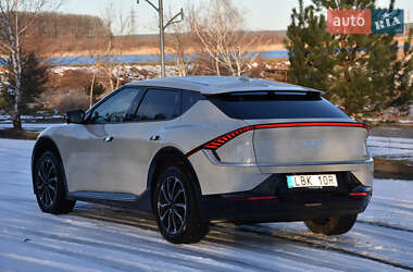 Внедорожник / Кроссовер Kia EV6 2022 в 