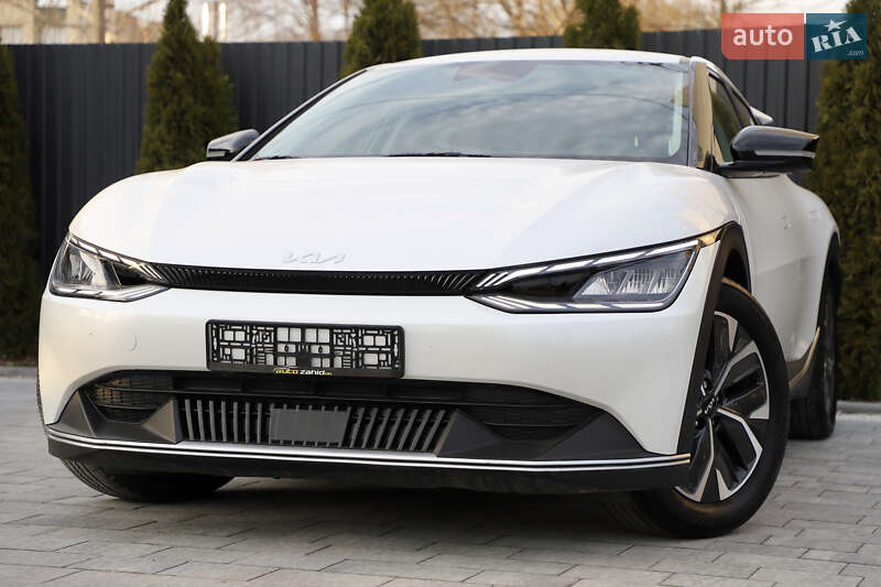 Внедорожник / Кроссовер Kia EV6 2022 в 