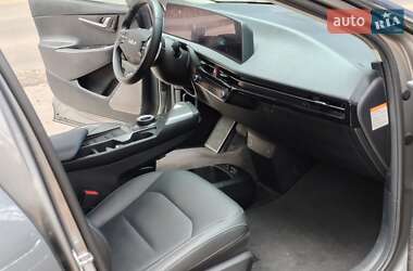 Позашляховик / Кросовер Kia EV6 2023 в 