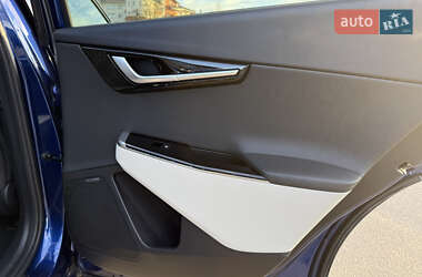 Позашляховик / Кросовер Kia EV6 2024 в 